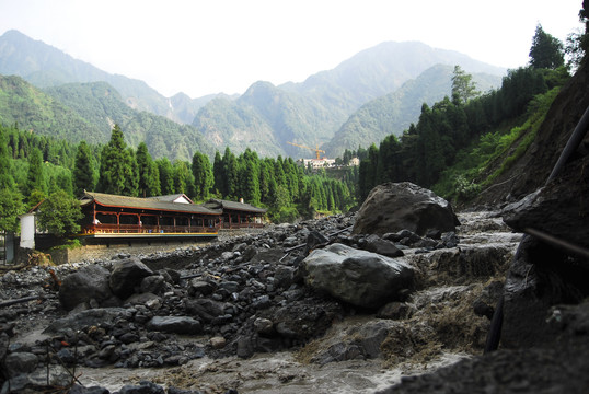 龙门山地震带泥石流灾害