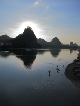 夕阳叠彩山