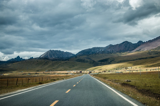 川藏线公路风景