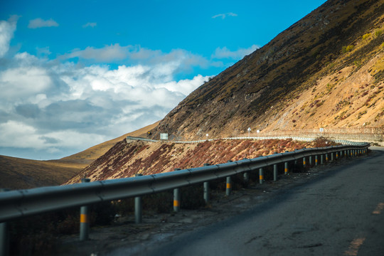 川藏线公路风景