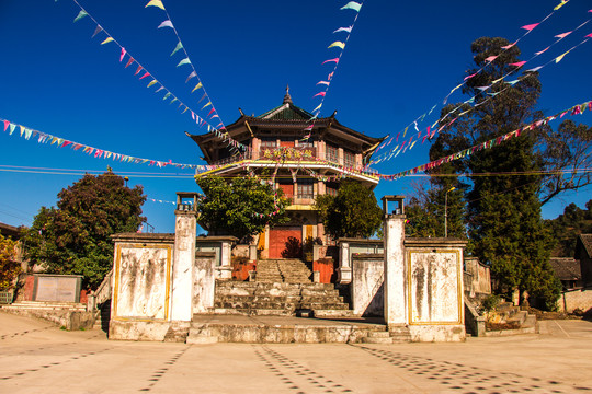 怒江大峡谷老姆登村