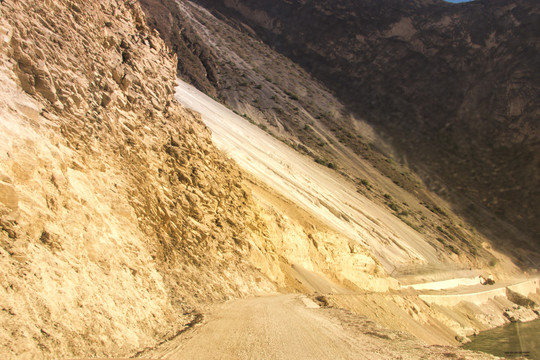 丙中洛丙察察公路风景