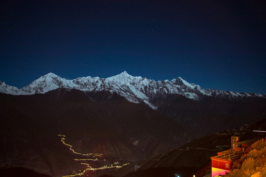 德钦飞来寺梅里雪山