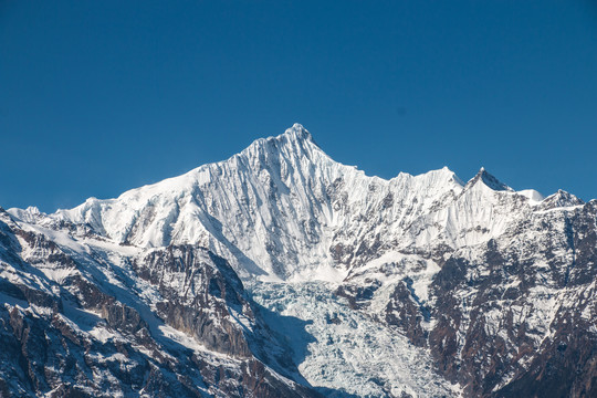 德钦飞来寺梅里雪山