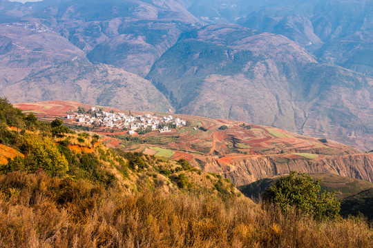 东川红土地