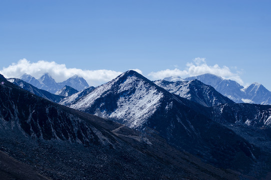 贡嘎雪山