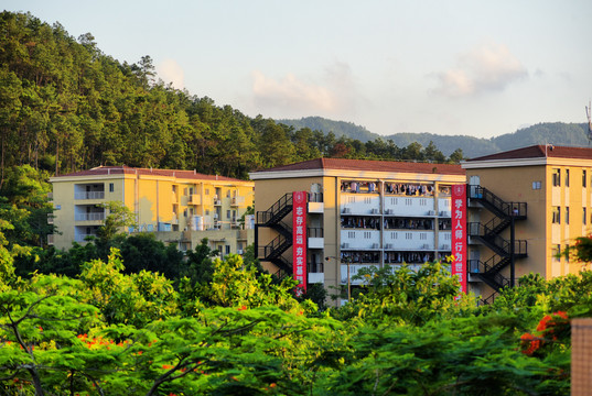 大学学生宿舍