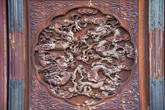 中国陕西西安大慈恩寺大门木雕