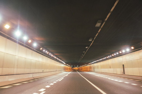 隧道高速
