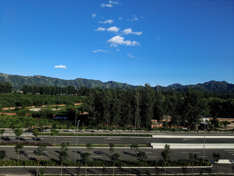 高铁沿途风景