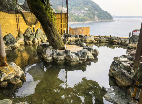 日本热海度假酒店户外温泉