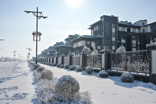 冰挂雪地冬季住宅民房