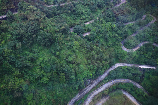 湖南张家界盘山路