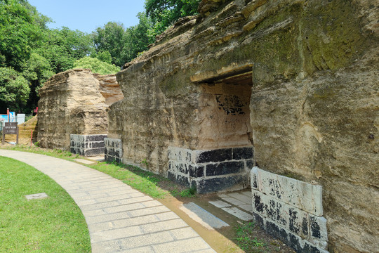 镇江焦山古炮台遗址