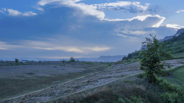 秋天田野