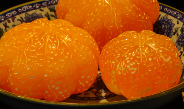 奇石橘子