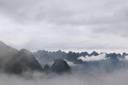 漓江烟雨