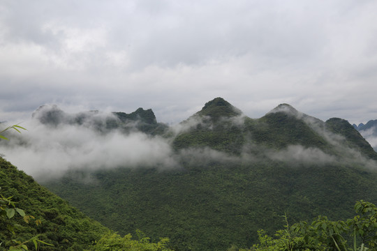 烟雨漓江