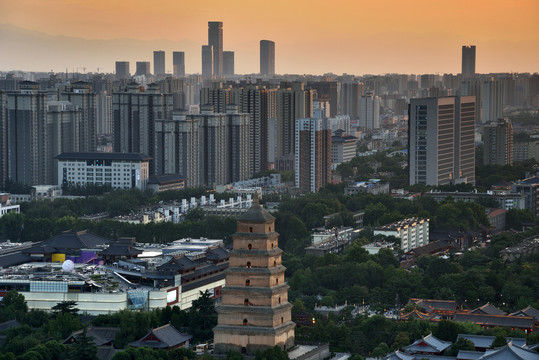 西安大雁塔古建筑城市风光