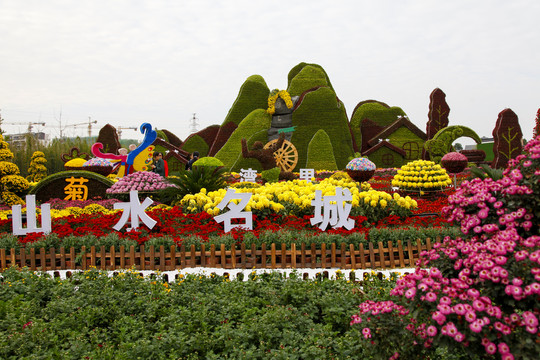 公园花卉雕塑
