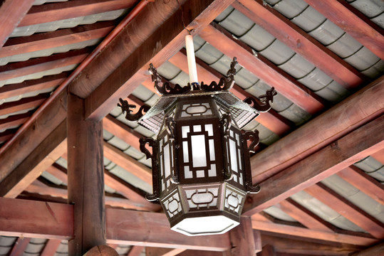 中式木制灯