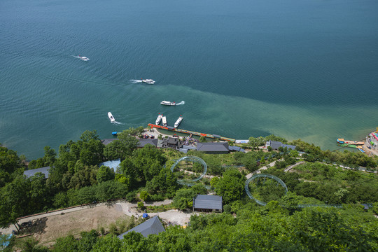 仙岛湖旅游