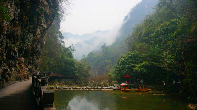 三峡大瀑布