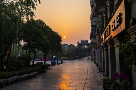 江北水乡运河古城台儿庄晨韵