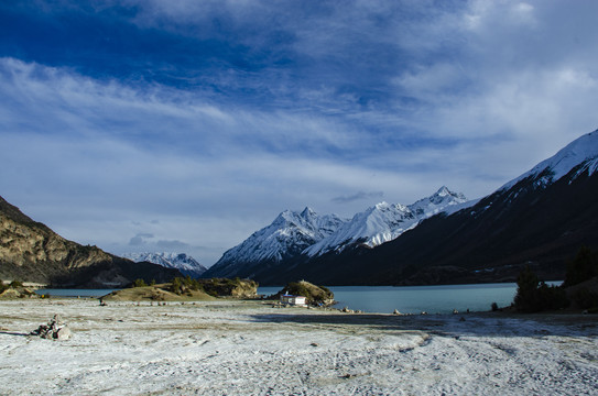 高原雪山湖泊西藏八宿然乌美景