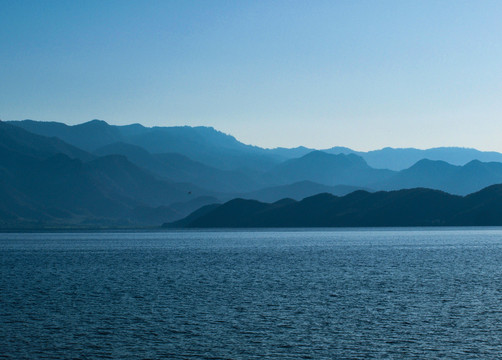 静谧泸沽湖