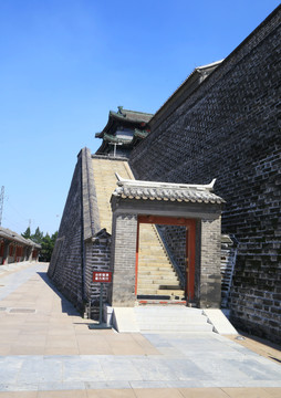 北京明城墙遗址马道