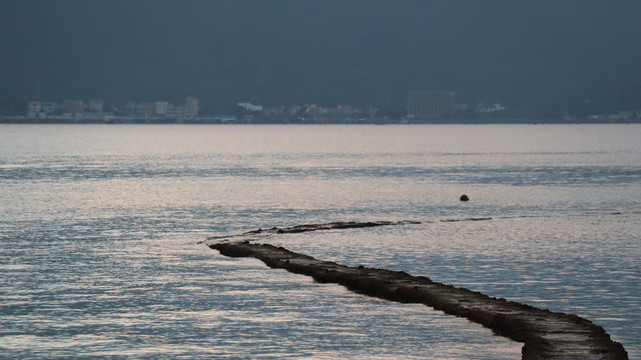 深圳大鹏湾海边