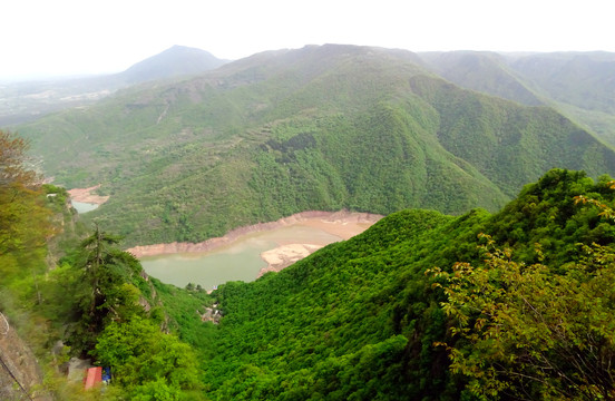 崆峒山风光