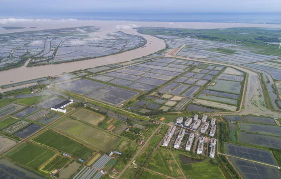 淮河入洪泽湖口风光