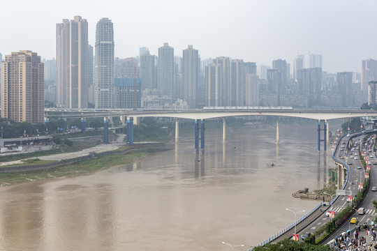 重庆嘉陵江都市风光