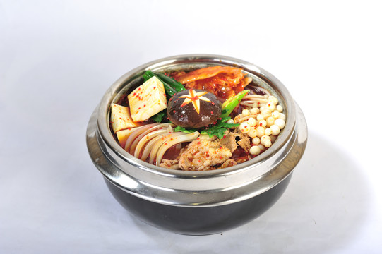 韩式泡菜牛肉豆腐锅
