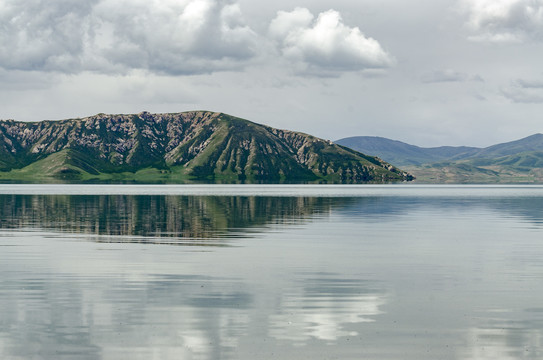 冬格措纳湖