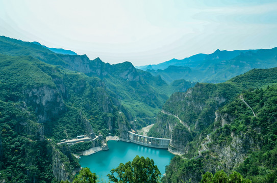 修武峰林峡翡翠湖