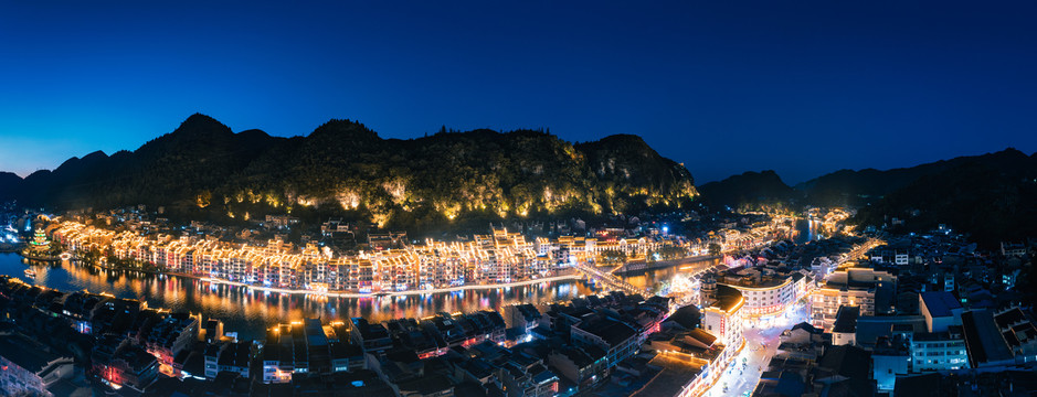 贵州镇远古镇夜景