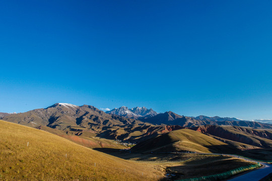 卓爾山秋景