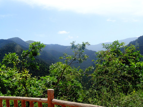 山顶天空