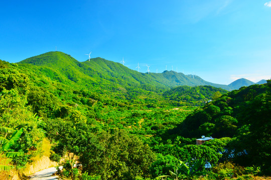 连绵山峰