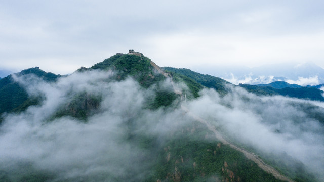 雨后长城