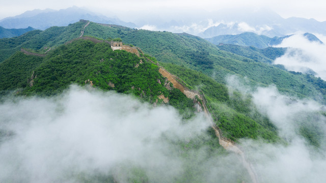 雨后长城