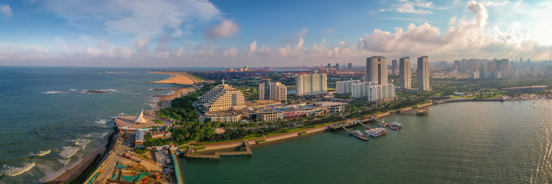 航拍日照灯塔风景区全景