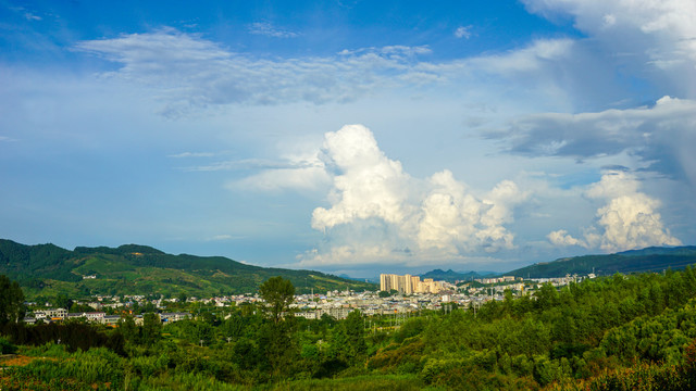 龙湖湿地天空