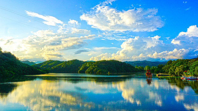 龙湖湿地公园九