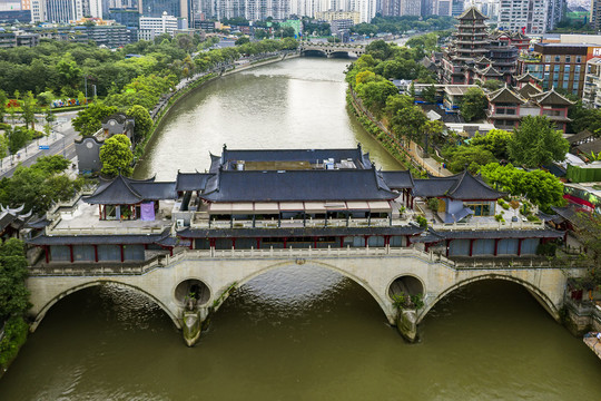 鸟瞰成都安顺廊桥