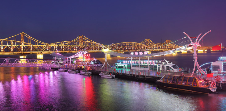 鸭绿江断桥夜景