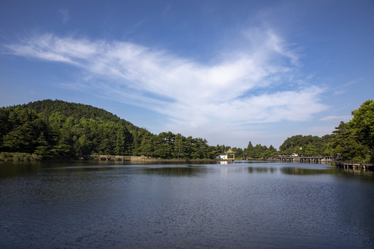 庐山如琴湖